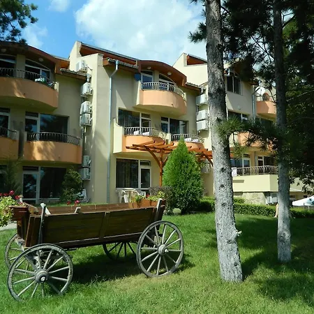 Family Privileg Солнечный берег